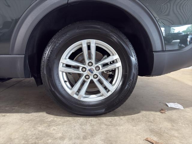 used 2022 Ford Explorer car, priced at $35,000