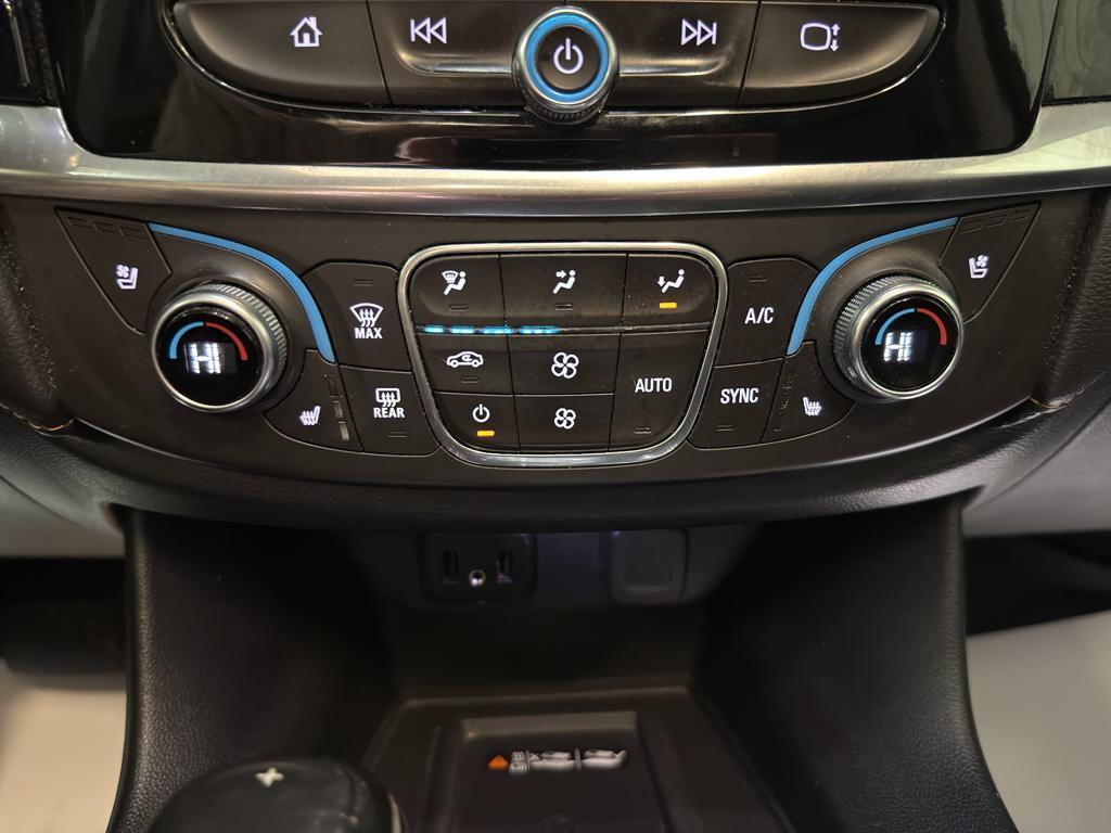 used 2018 Chevrolet Traverse car, priced at $16,500