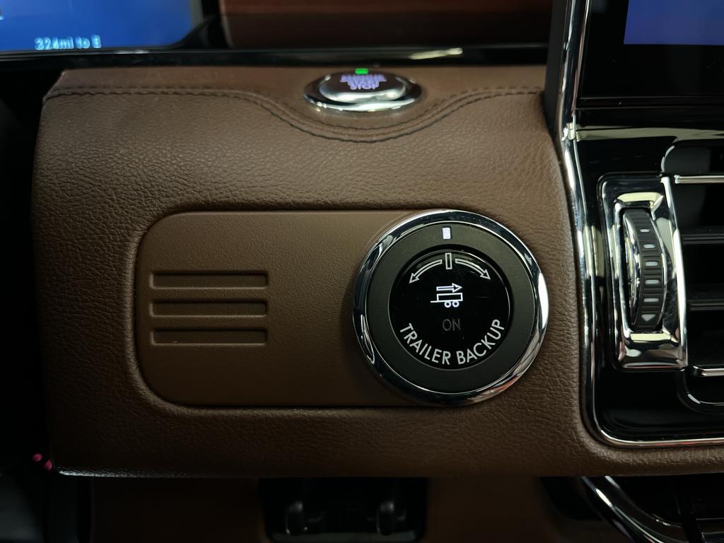 used 2022 Lincoln Navigator car, priced at $54,000