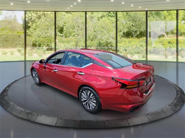 used 2023 Nissan Altima car, priced at $21,900