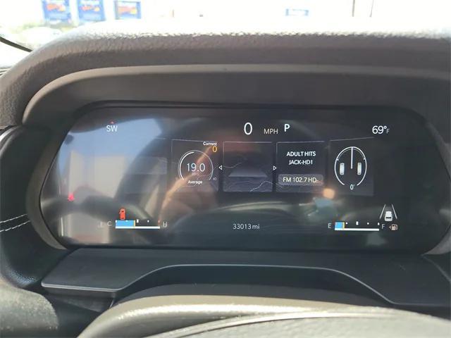 used 2022 Jeep Grand Cherokee car, priced at $33,900