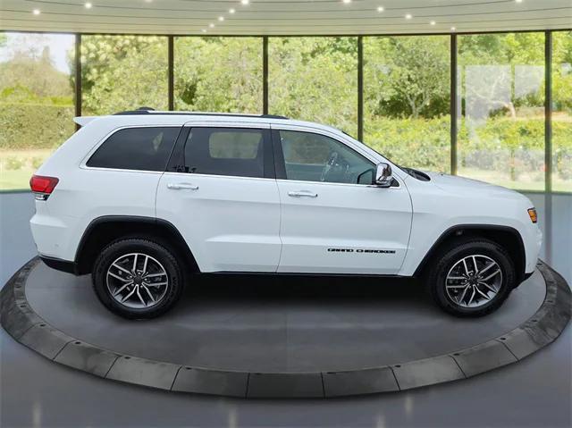 used 2021 Jeep Grand Cherokee car, priced at $26,900