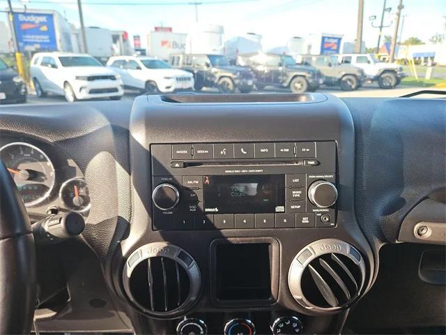 used 2015 Jeep Wrangler Unlimited car, priced at $14,900