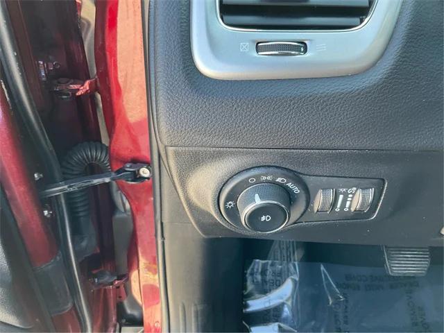 used 2021 Jeep Compass car, priced at $18,900