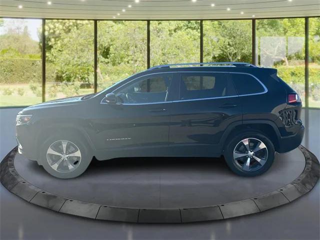 used 2019 Jeep Cherokee car, priced at $17,987