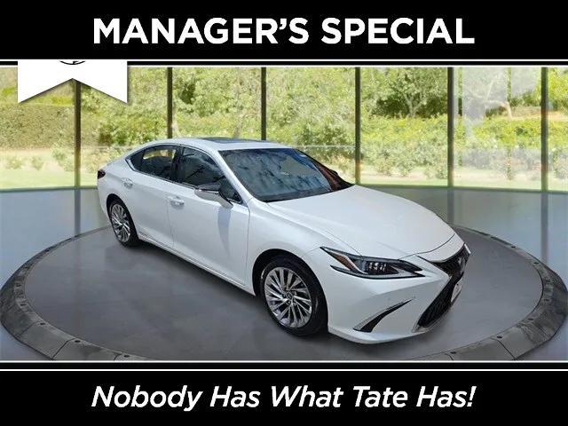 used 2022 Lexus ES 300h car, priced at $30,900