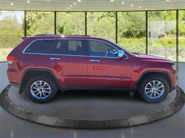 used 2014 Jeep Grand Cherokee car, priced at $13,987