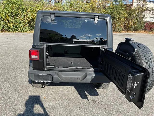 used 2019 Jeep Wrangler Unlimited car, priced at $23,900