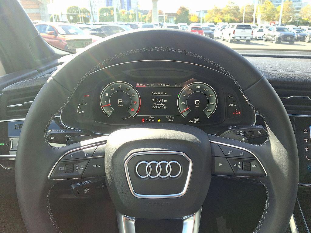 new 2026 Audi Q7 car, priced at $78,295