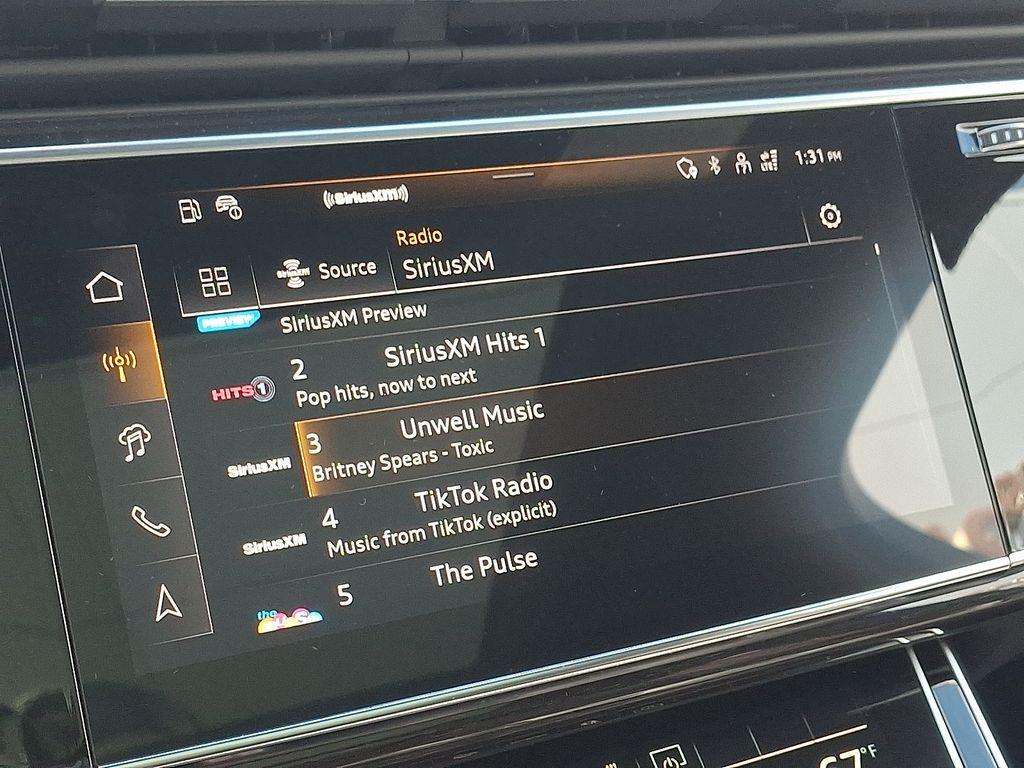 new 2026 Audi Q7 car, priced at $78,295