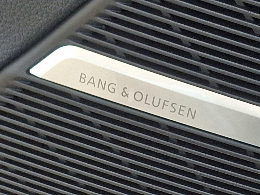 new 2026 Audi Q7 car, priced at $78,295