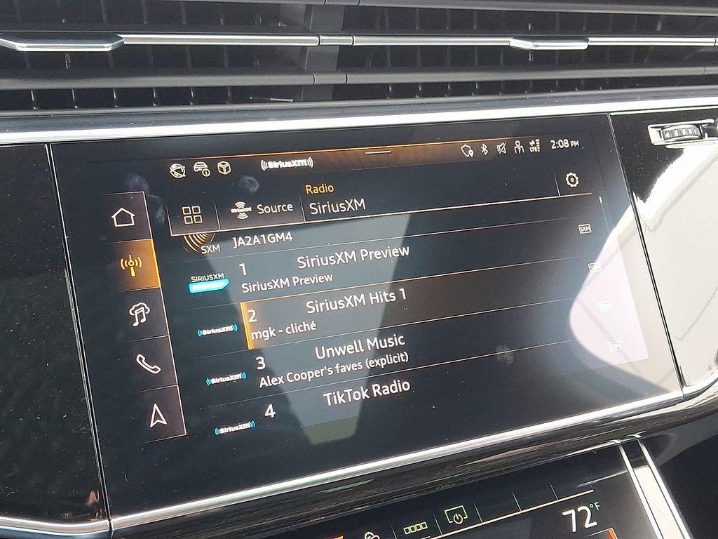 new 2025 Audi Q7 car, priced at $76,350