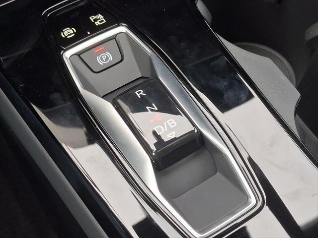 new 2025 Audi Q6 e-tron car, priced at $74,920