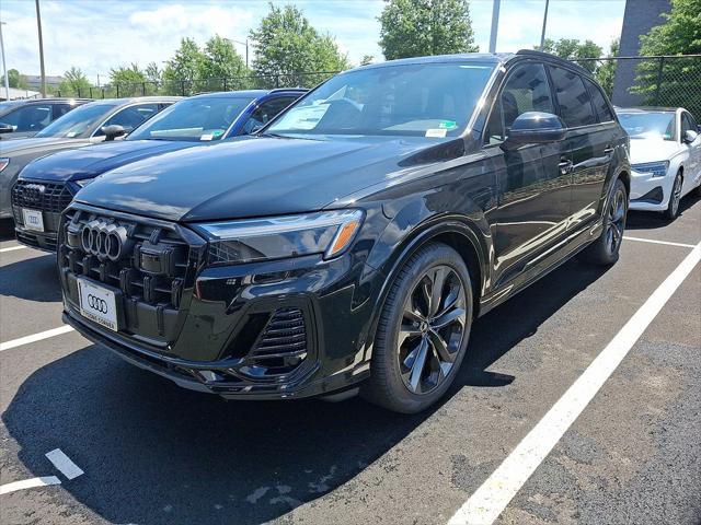 new 2025 Audi Q7 car, priced at $77,580