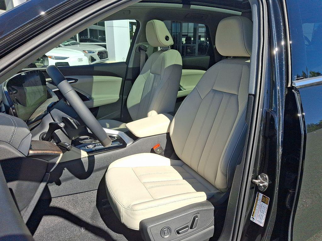 new 2025 Audi Q5 car, priced at $58,190