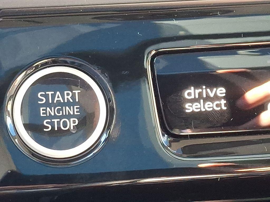 new 2025 Audi Q5 car, priced at $58,190