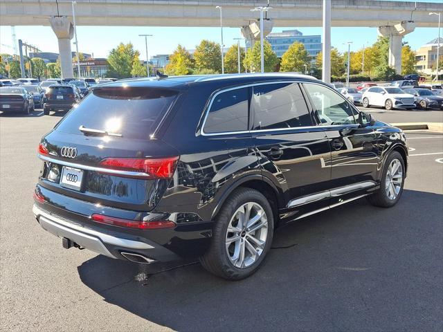 new 2025 Audi Q7 car, priced at $81,800