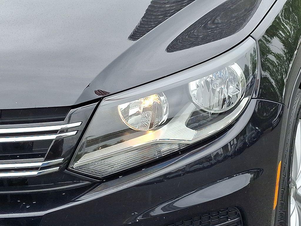 used 2018 Volkswagen Tiguan Limited car, priced at $11,482