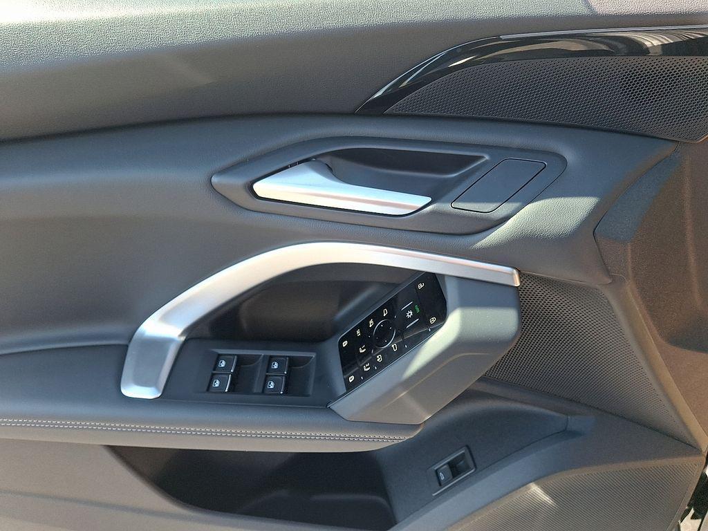 new 2025 Audi Q5 car, priced at $57,660