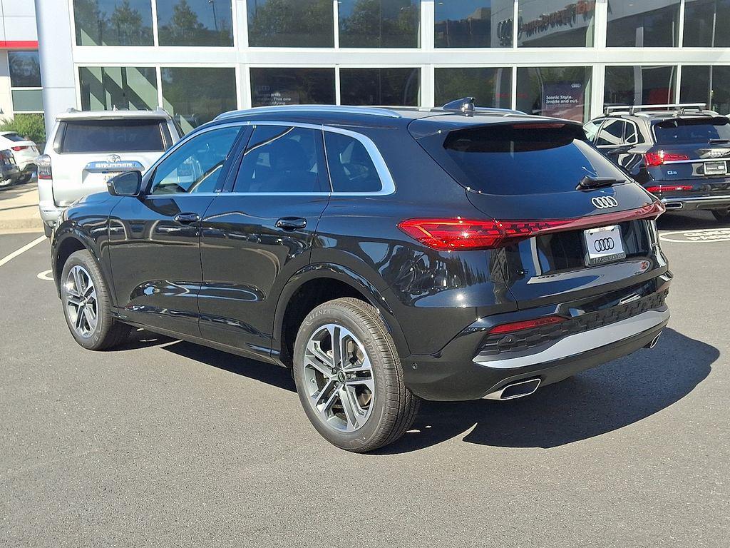 new 2025 Audi Q5 car, priced at $57,660