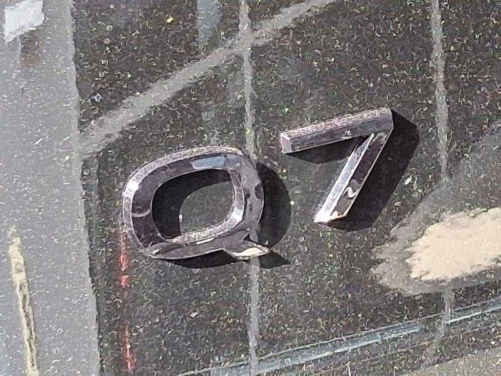 new 2025 Audi Q7 car, priced at $77,450