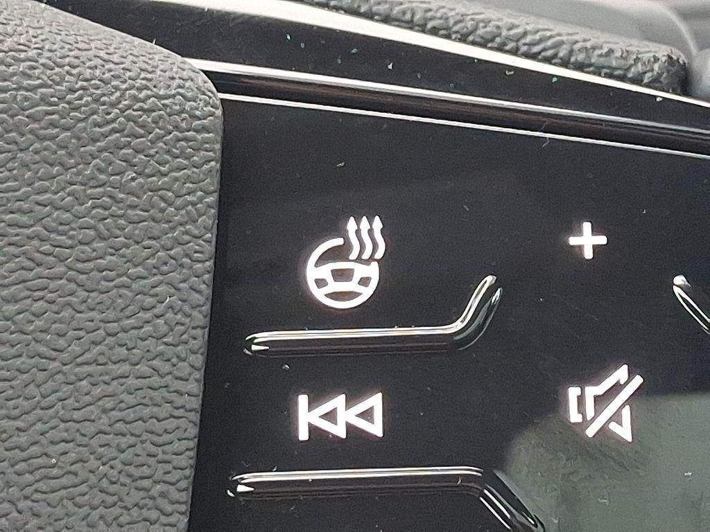 new 2025 Audi Q5 car, priced at $61,950