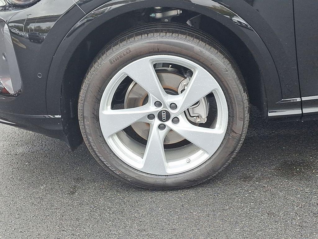 new 2025 Audi Q5 car, priced at $61,950