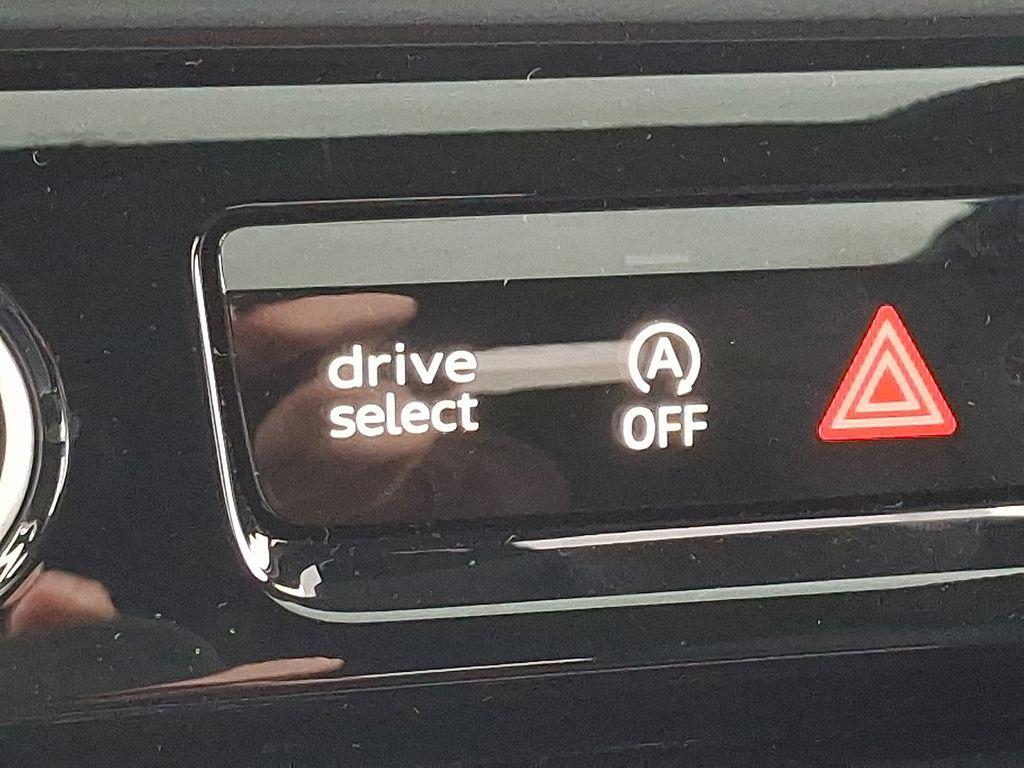 new 2025 Audi Q5 car, priced at $61,950