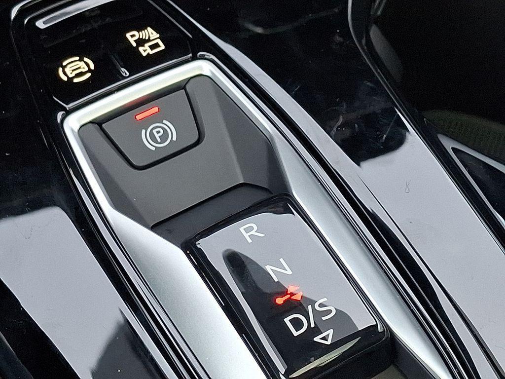 new 2025 Audi Q5 car, priced at $57,660