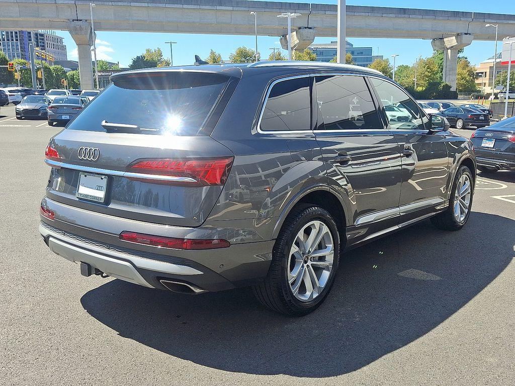 used 2025 Audi Q7 car, priced at $58,998