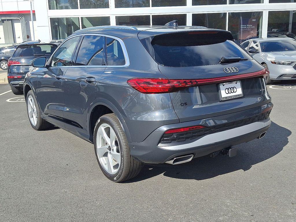 new 2025 Audi Q5 car, priced at $61,950