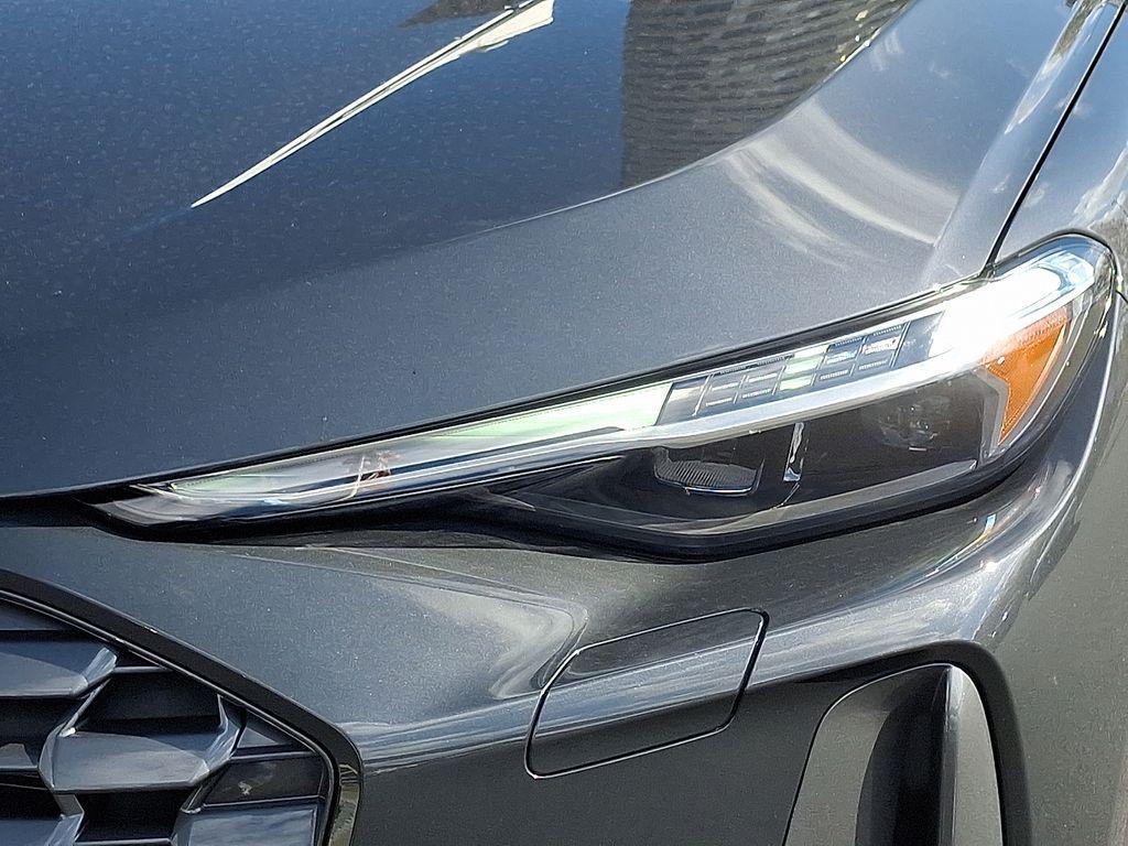 new 2025 Audi Q5 car, priced at $61,950