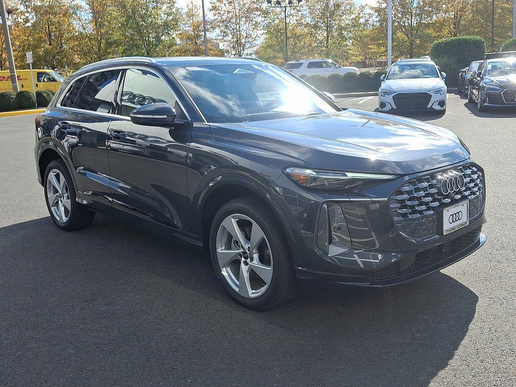 new 2025 Audi Q5 car, priced at $61,950