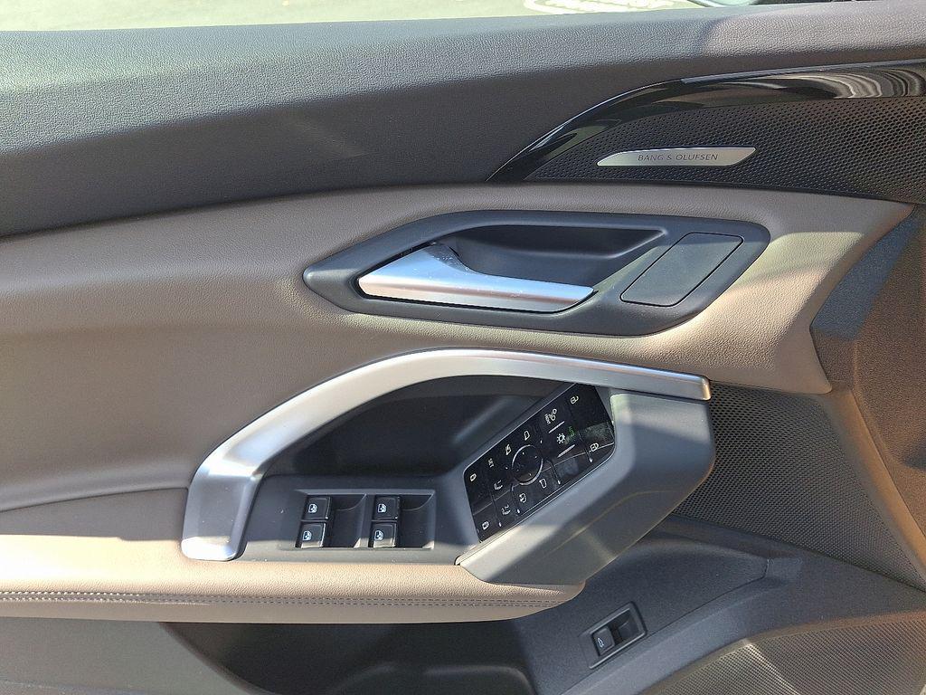 new 2025 Audi Q5 car, priced at $61,950