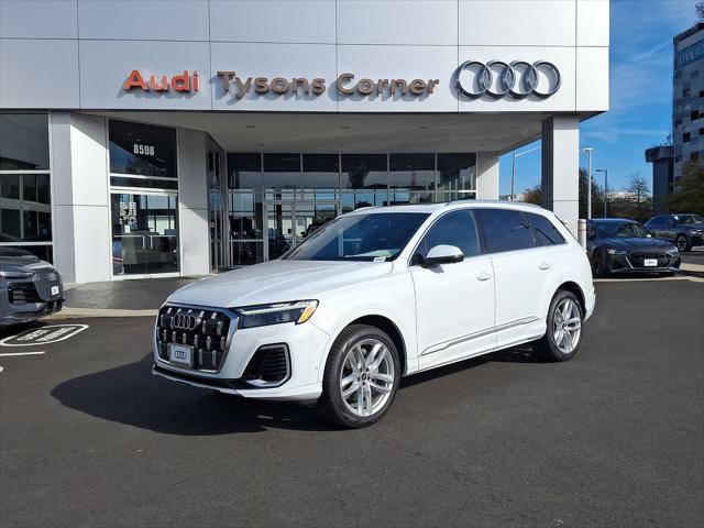 new 2025 Audi Q7 car, priced at $76,800