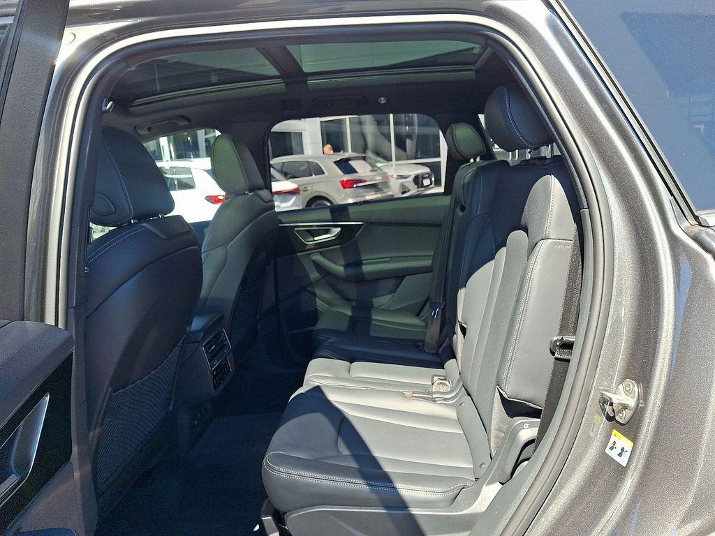 used 2025 Audi Q7 car, priced at $64,940
