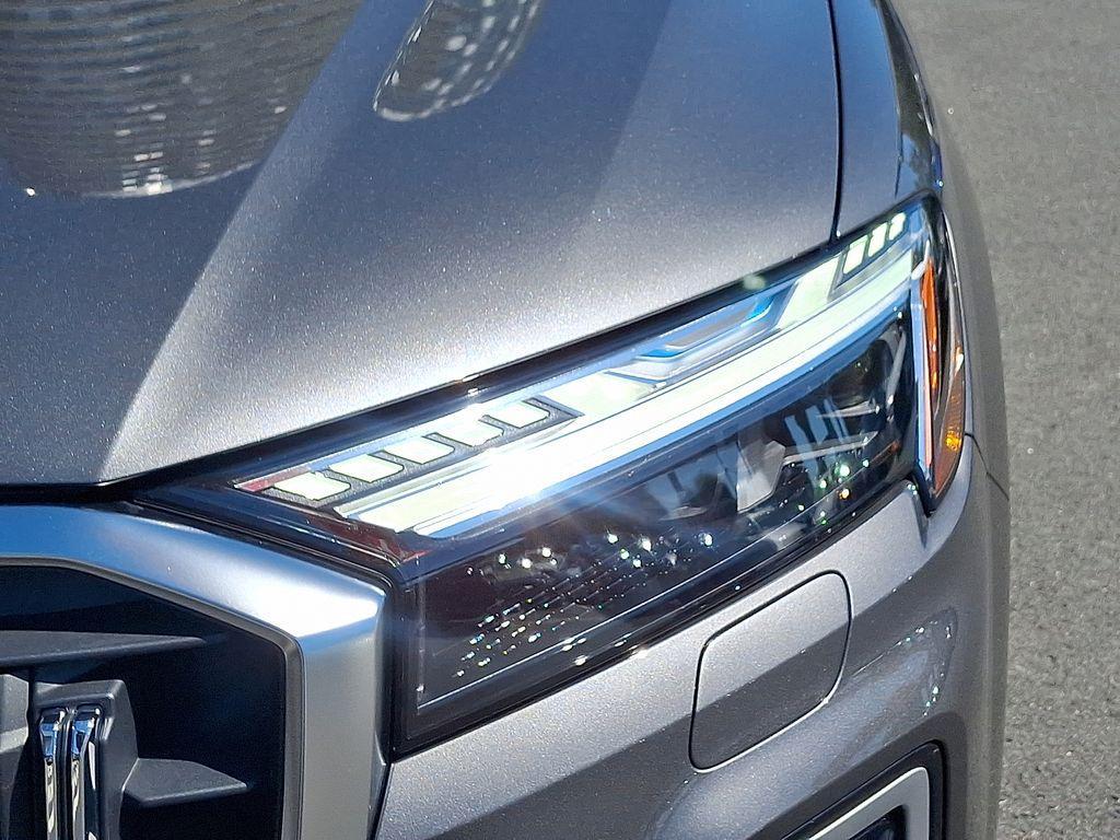 used 2025 Audi Q7 car, priced at $64,940