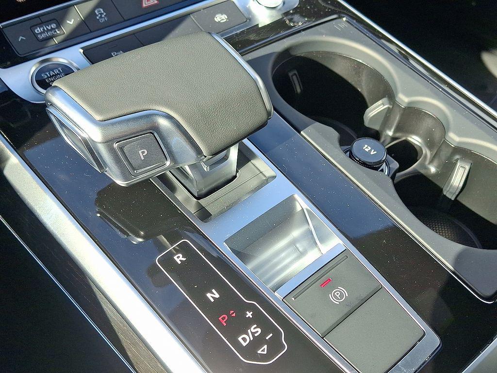 new 2026 Audi Q7 car, priced at $68,295