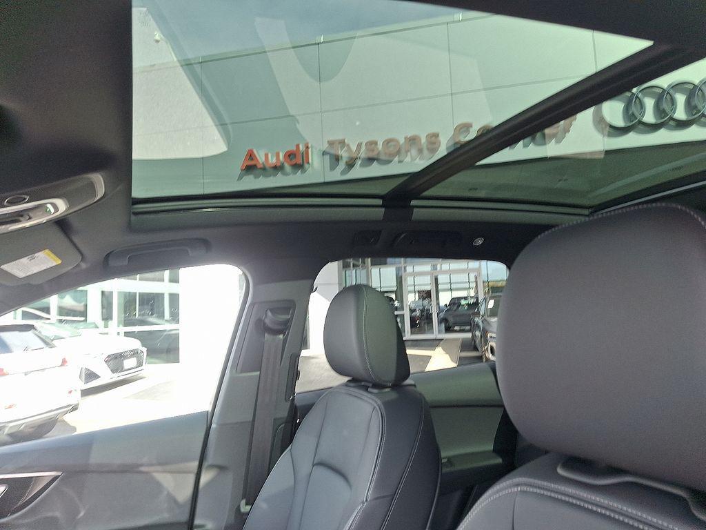 new 2026 Audi Q7 car, priced at $68,295