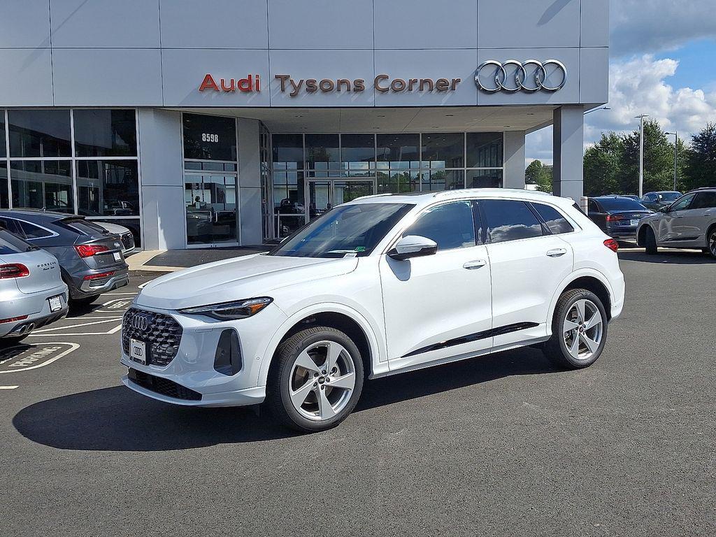 new 2025 Audi Q5 car, priced at $61,950