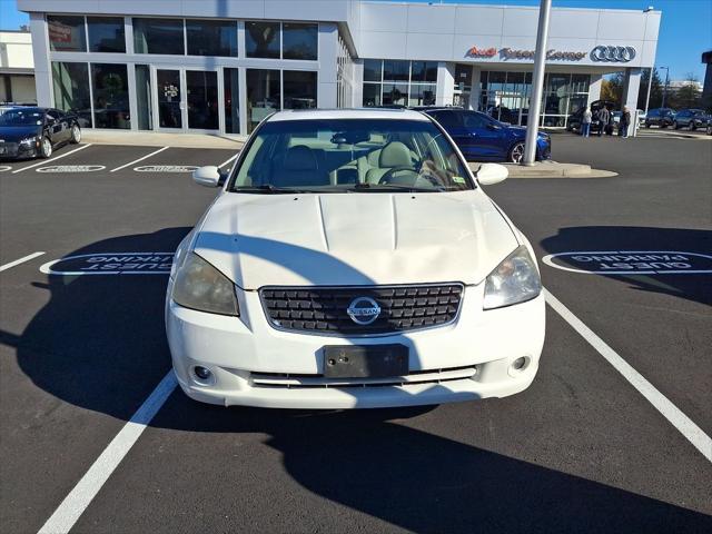 used 2006 Nissan Altima car, priced at $3,400