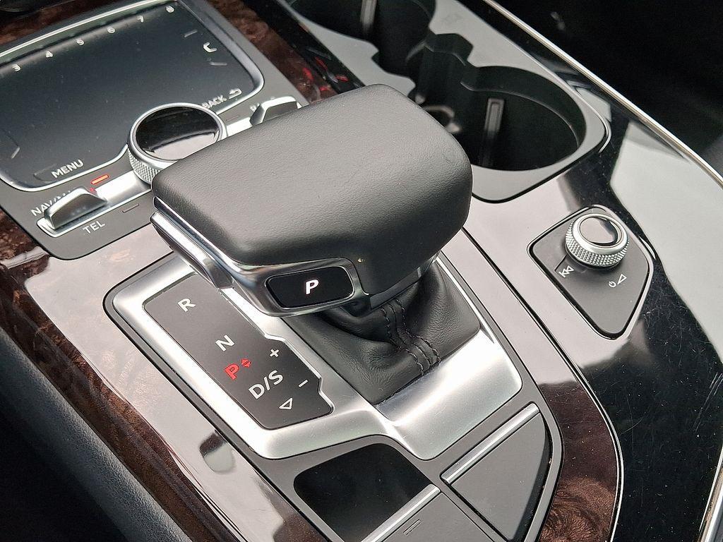 used 2019 Audi Q7 car, priced at $21,000