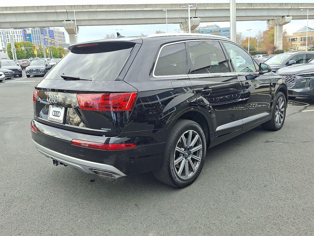 used 2019 Audi Q7 car, priced at $21,000