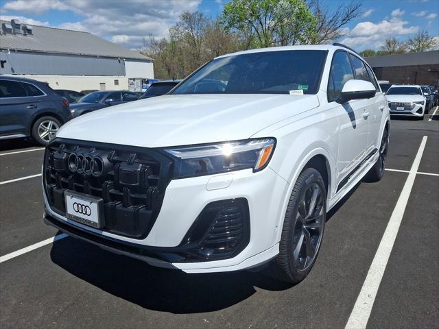 new 2025 Audi Q7 car, priced at $77,880