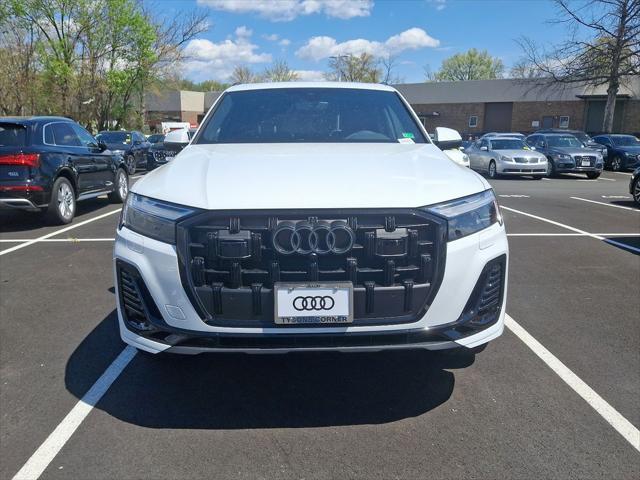 new 2025 Audi Q7 car, priced at $77,880