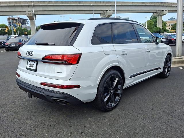 new 2025 Audi Q7 car, priced at $77,580