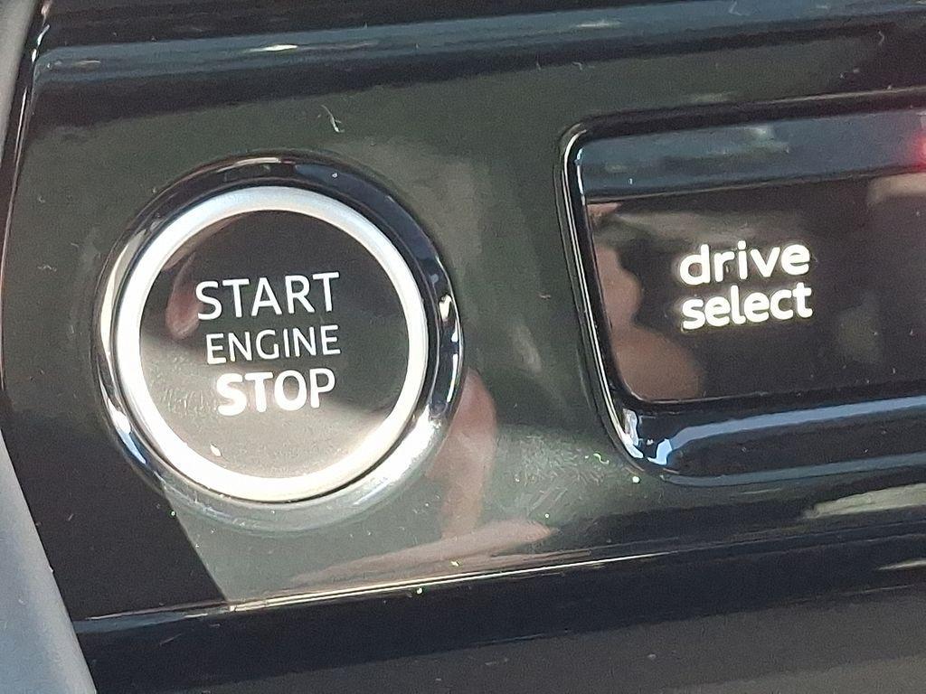 new 2025 Audi Q5 car, priced at $58,100