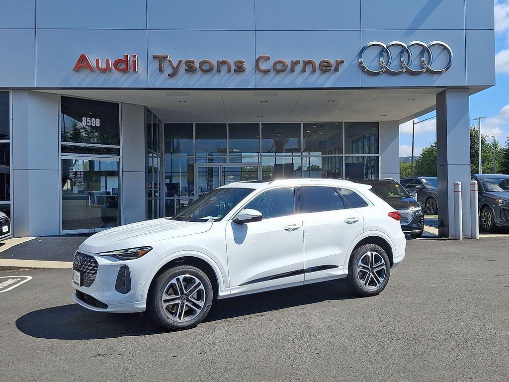 new 2025 Audi Q5 car, priced at $58,100