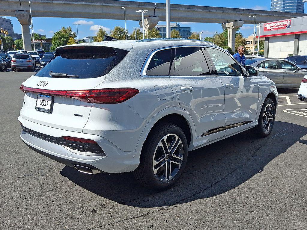 new 2025 Audi Q5 car, priced at $58,100