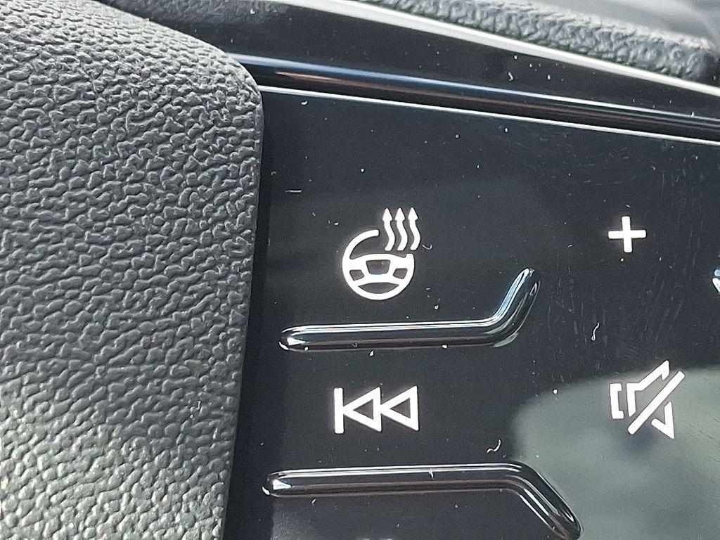 new 2025 Audi Q5 car, priced at $57,660